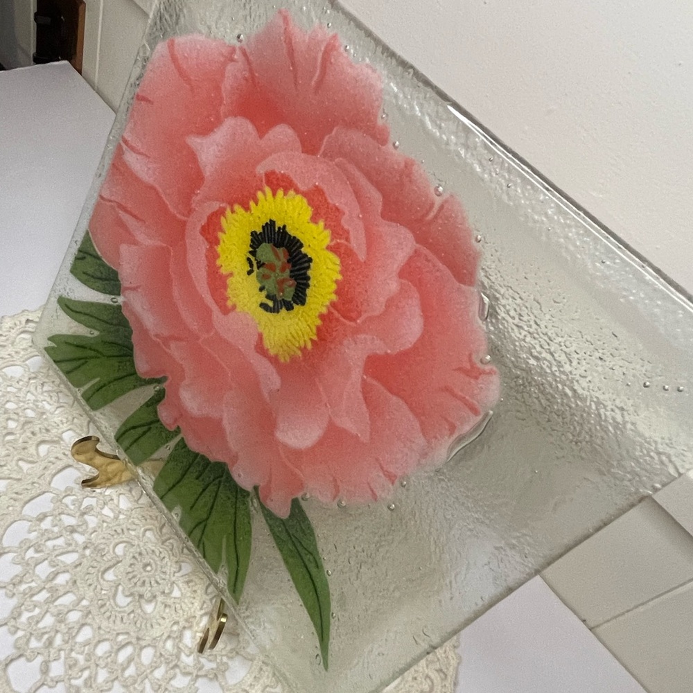 Vibrant Pink Peony Glass Art by Peggy Karr - Picture 5 of 14